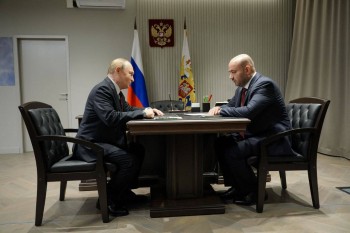 Владимир Путин провел встречу с самарским губернатором