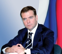 Медведев принял решение завершить операцию по принуждению Грузии к миру