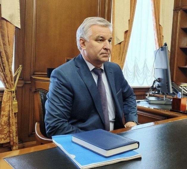 Федор Котельников стал и.о. министра дорожного хозяйства Саратовской области Федор Котельников стал и.о. министра дорожного хозяйства Саратовской области