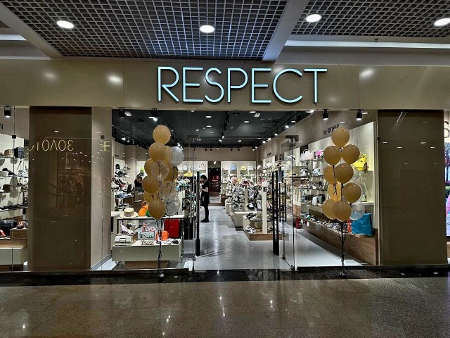 Салон обуви и аксессуаров Respect в новом формате открылся в ТРК "НЕБО" 