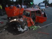 В Н.Новгороде в результате столкновения &quot;Жигулей&quot;   с трамваем погибли 2 человека, в том числе 14-летний подросток