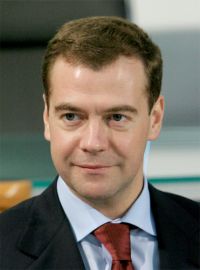 Дмитрий Медведев предложил ужесточить миграционное законодательство РФ