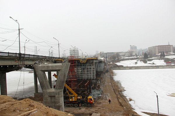 Третья секция пролетного строения Московского моста в Чебоксарах должна быть забетонирована до 29 марта Третья секция пролетного строения Московского моста в Чебоксарах должна быть забетонирована до 29 марта