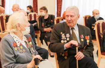 &quot;Символично, что мы вручаем награды ветеранам в год 75-летия Победы и в год, когда Нижний Новгород удостоился звания &quot;Город трудовой доблести&quot;&quot;, - Дмитрий Сивохин