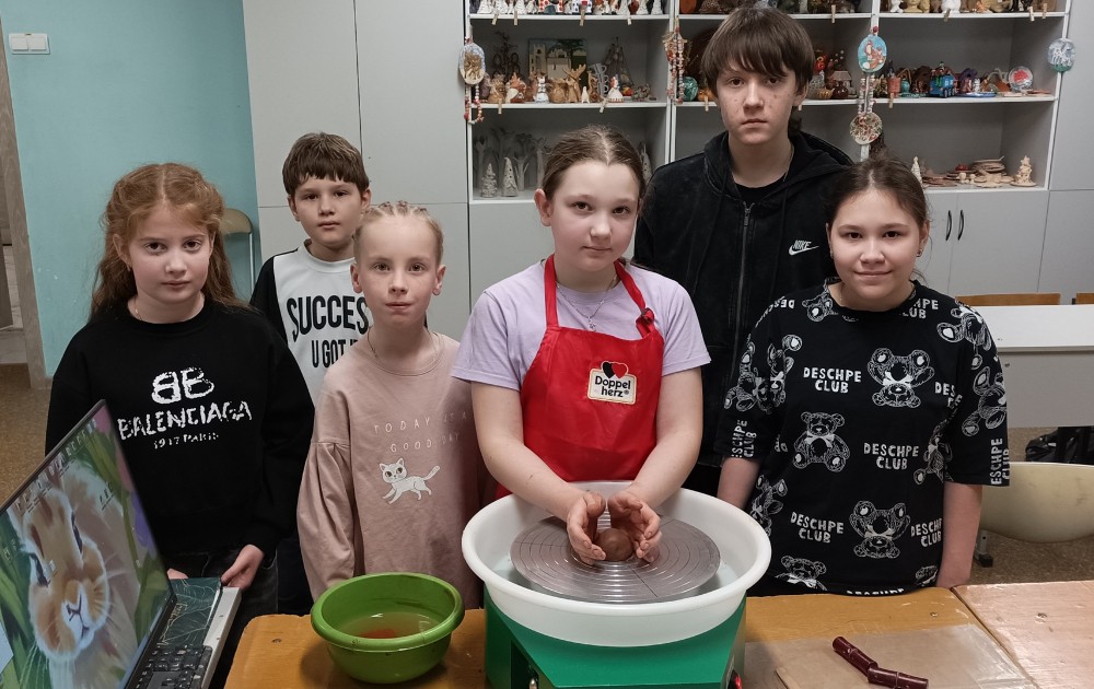 Лукойл поддержал детскую школу искусств