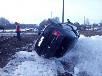  Локомотив столкнулся с легковым автомобилем в Нижегородской области на переезде между станциями &quot;Металлист&quot; и &quot;Ворсма&quot; 13 марта