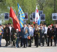 На военном параде на пл.Минина в Н.Новгороде присутствовало более 10 тыс. нижегородцев - горадминистрация (видео ТК &quot;Волга&quot;)