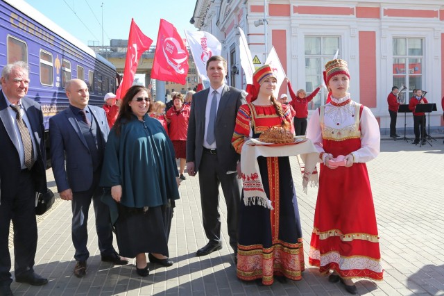 "Добропоезд" - это возможность для жителей разных регионов поделиться опытом", - Андрей Гнеушев