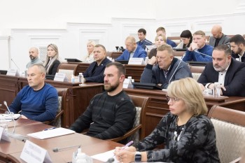 Поддержку детско-юношеского спорта обсудили на комиссии Госсовета РФ Поддержку детско-юношеского спорта обсудили на комиссии Госсовета РФ