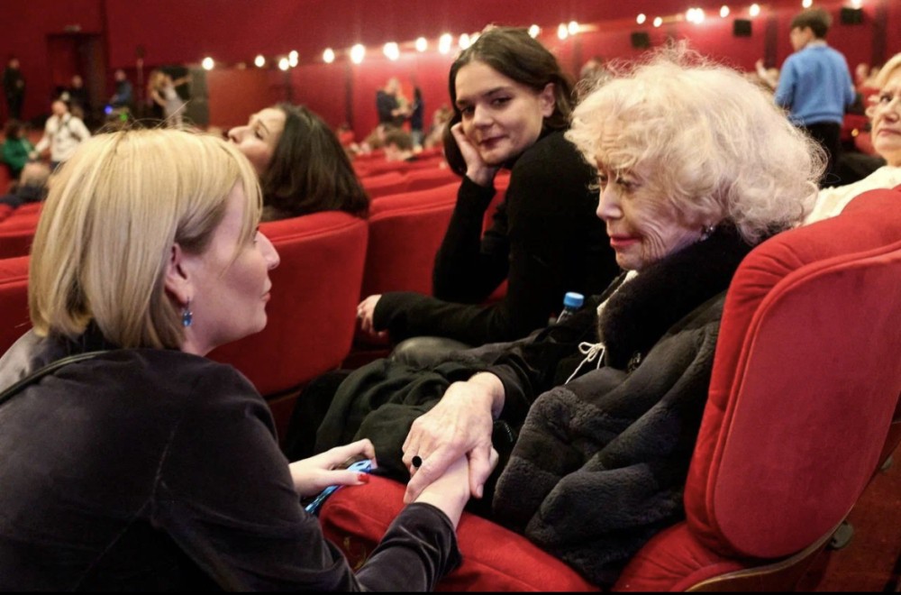 Министр культуры РФ Ольга Любимова посетила премьеру сказки "Буратино"