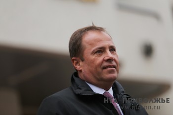 Полномочный представитель президента РФ в ПФО Игорь Комаров провел личный прием граждан в канун Дня России