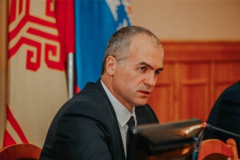 Алексей Ладыков поставил задачу качественно готовить ответы на обращения чебоксарцев через социальные сети