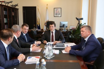  Губернатор Нижегородской области Глеб Никитин провел рабочую встречу с представителями Объединенной авиастроительной корпорации 