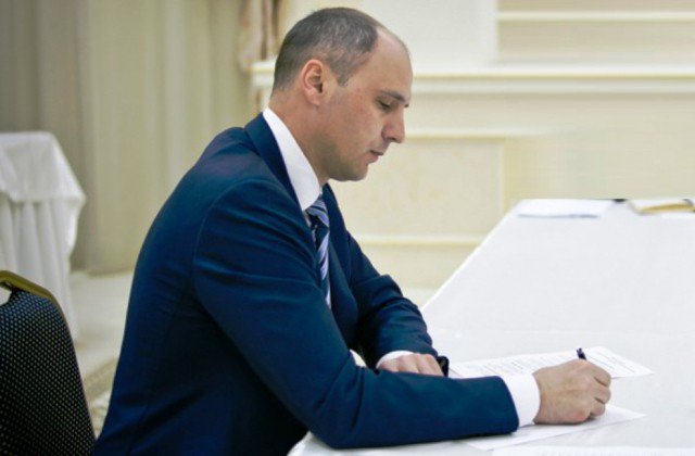 Денис Паслер: "Почта остается одним из самых востребованных, доступных и массовых средств связи" Денис Паслер: "Почта остается одним из самых востребованных, доступных и массовых средств связи"