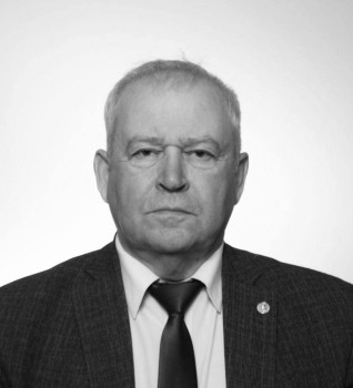 Нейрохирург Александр Мидленко скончался в Ульяновске Нейрохирург Александр Мидленко скончался в Ульяновске