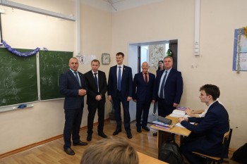 Андрей Чечерин: Сосновскую школу №1 капитально отремонтируют