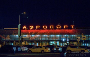 Аэропорт Нижнего Новгорода уже более 6 часов не принимает и не выпускает рейсы Аэропорт Нижнего Новгорода уже более 6 часов не принимает и не выпускает рейсы