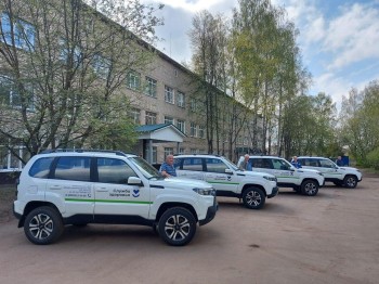 Центральные районные больницы Нижегородской области получили 22 новых автомобиля повышенной проходимости