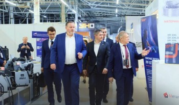 Глава Минтруда Антон Котяков оценил ход стройки детского ребцентра в Прикамье