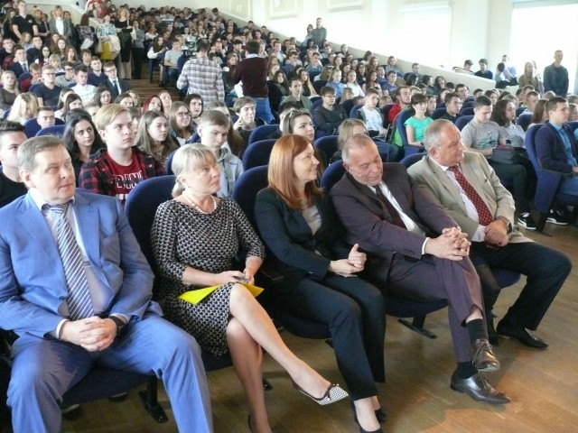 "Сегодняшние студенты через 5 лет будут определять уровень и комфорт жизни в Нижнем Новгороде, поэтому все их инициативы важны", - Елизавета Солонченко "Сегодняшние студенты через 5 лет будут определять уровень и комфорт жизни в Нижнем Новгороде, поэтому все их инициативы важны", - Елизавета Солонченко