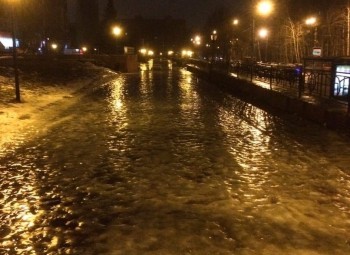 Каток на тротуаре в Советском районе Нижнего Новгорода ликвидировали после жалобы в соцсети