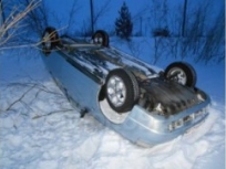 Пять человек пострадали в результате опрокидывания трех автомобилей в кювет в Нижегородской области 30 ноября

