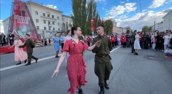 "Моду Победы" представили в Чебоксарах "Моду Победы" представили в Чебоксарах