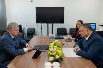 Марат Хуснуллин позитивно оценил ход строительства жилья в Ульяновской области Марат Хуснуллин позитивно оценил ход строительства жилья в Ульяновской области