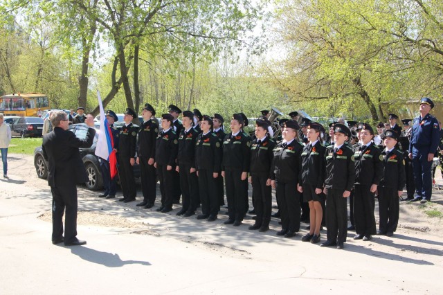 Акция "Парад перед домом ветерана" прошла в Ленинском районе Нижнего Новгорода