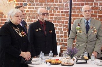 Ветераны почтили память жертв блокады Ленинграда в Нижнем Новгороде