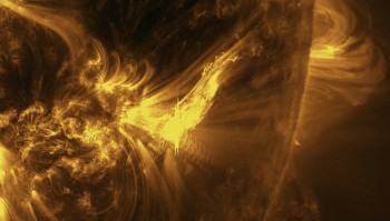 15-минутная вспышка высочайшего класса произошла на Солнце