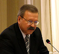 В 2007 году 30 нижегородцев в рамках нацпроекта "Образование" получат гранты в размере 30 тыс. рублей - Суворов