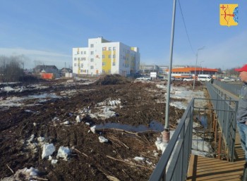 Площадку под бассейн начали разрабатывать в Слободском Кировской области