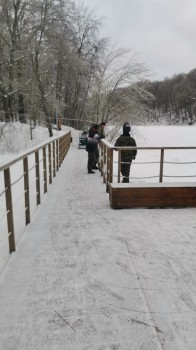 Более 300 метров ограждения восстанавливают на втором озере Щелоковского хутора