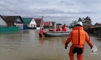 Школы Орска переведены на дистанционное обучение