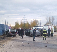 Два человека погибли, четверо пострадали при столкновении иномарки и такси в Приокском районе Нижнего Новгорода

