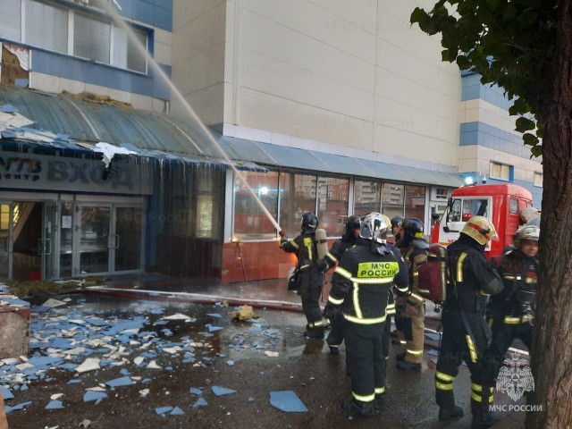 Огнеборцы потушили пожар в чебоксарском МТВ-Центре