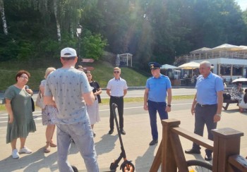 Прокуратура выехала с проверкой на пляж в Чебоксарах Прокуратура выехала с проверкой на пляж в Чебоксарах