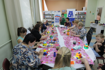 Праздник добрососедства провели в Нижнем Новгороде для жителей дома на улице Чаадаева