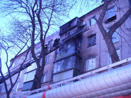 Огнеборцы спасли шесть человек в ходе тушения пожара в жилом пятиэтажном доме в Заволжском районе Ульяновска Огнеборцы спасли шесть человек в ходе тушения пожара в жилом пятиэтажном доме в Заволжском районе Ульяновска