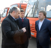 Кондрашов посетил производственные базы частных транспортных предприятий города