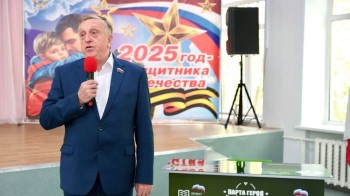 Более 200 парт Героев установлено в Нижегородской области Более 200 парт Героев установлено в Нижегородской области