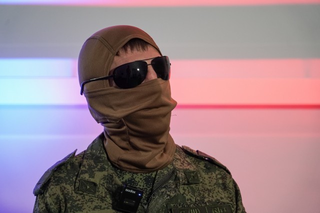 Участник СВО: «Сражаемся под девизом «Ни шагу назад», как в Великую Отечественную» Участник СВО: «Сражаемся под девизом «Ни шагу назад», как в Великую Отечественную»