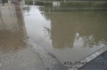 Мост через Урал закрыли в Кваркенском районе Оренбуржья после подтопления Мост через Урал закрыли в Кваркенском районе Оренбуржья после подтопления