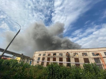 Пожар произошёл на бывшем подшипниковом заводе в Самаре