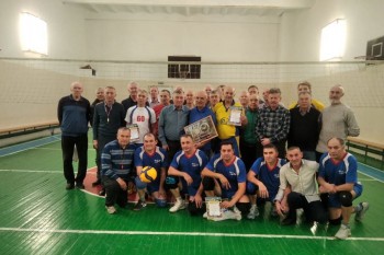 Турнир по волейболу в честь ветерана труда и спорта Геннадия Никитина провели в Чебоксарах