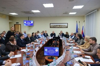 Нижегородские и самарские предприятия провели более 220 переговоров