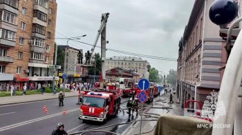Нижегородские пожарные ликвидировали возгорание в частной клинике Нижегородские пожарные ликвидировали возгорание в частной клинике