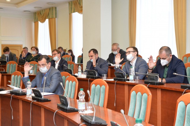 Поддержку малого и среднего бизнеса обсудили на комитете по экономике нижегородского Заксобрания 