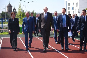 Игорь Комаров посетил Академию настольного тенниса России в Оренбурге Игорь Комаров посетил Академию настольного тенниса России в Оренбурге
